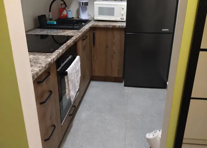 Tanie W Okolicy Malty Check-in Free Parking בית אירוח